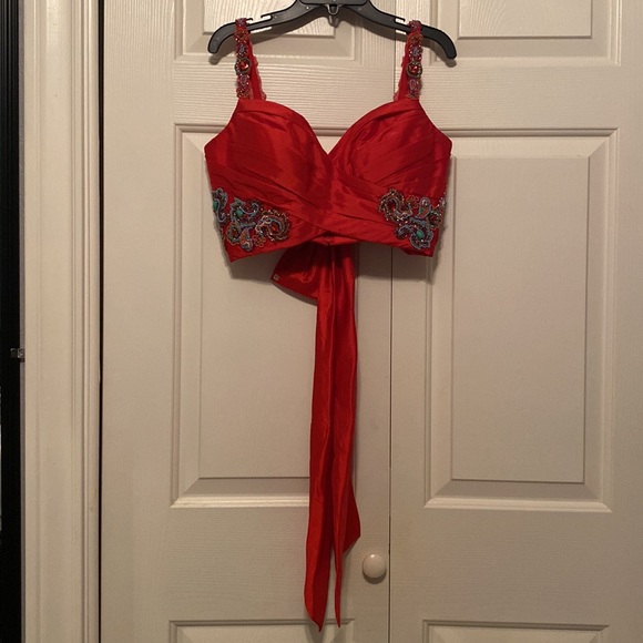 Sherri Hill Prom Dress - Picture 3 of 9